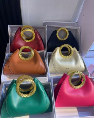 HIGH-QUALITY HANDBAG