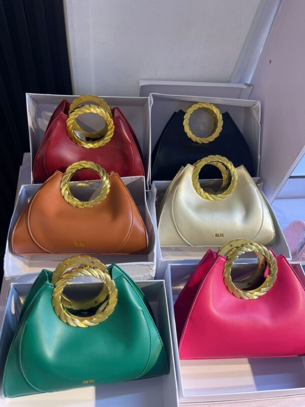 HIGH-QUALITY HANDBAG